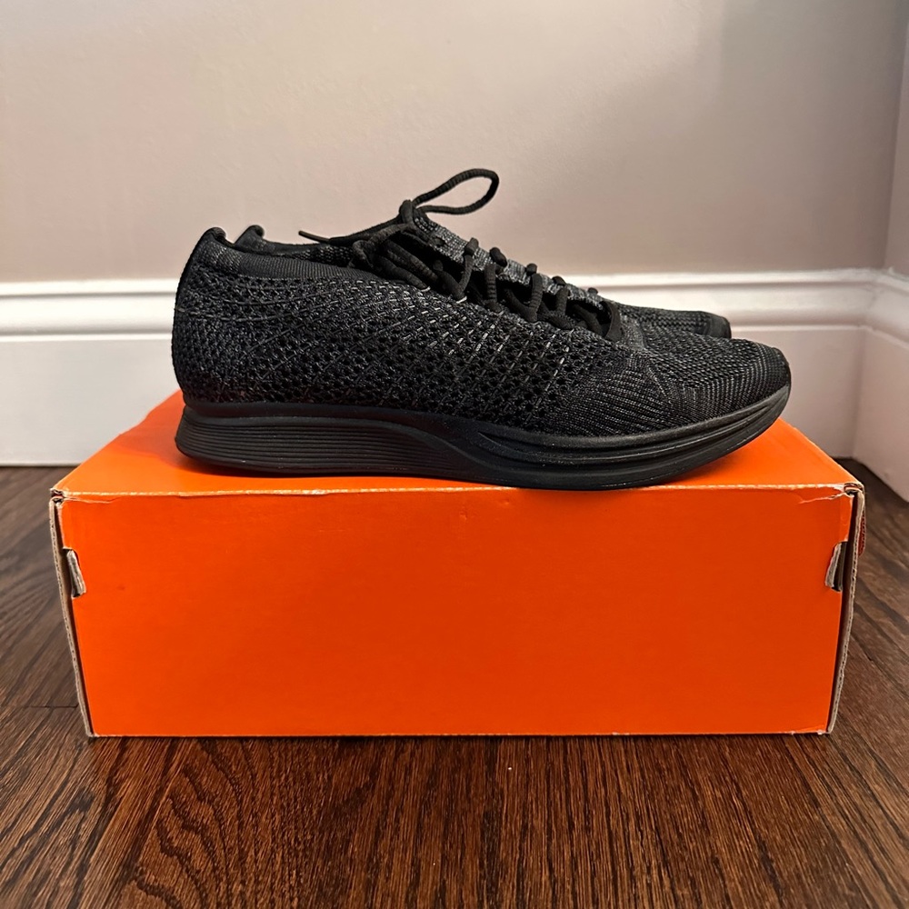 Nike Flyknit Racer 'Triple Black